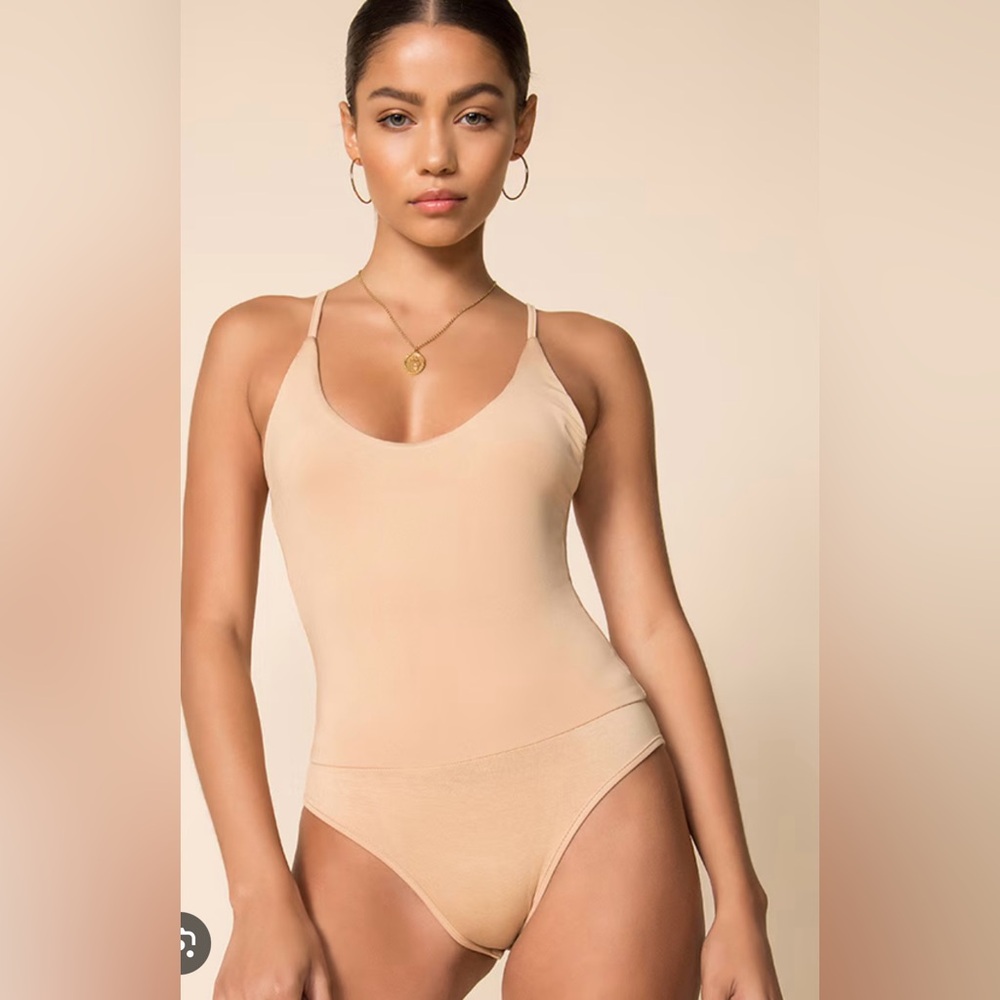 Superdown Melina Cross Back Bodysuit